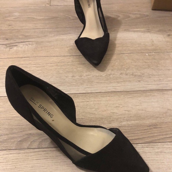 All purpose black pumps - Picture 2 of 3